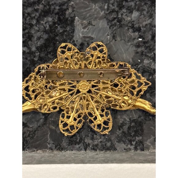 Vintage Gold Tone Cherub Brooch Pin. With Filigree Floral Art Noveau Angels - Picture 9 of 12